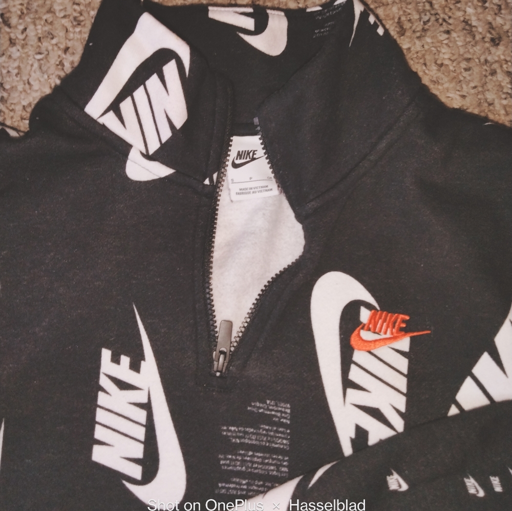 Nike Club 1/4 Zip Top Sweatshirt